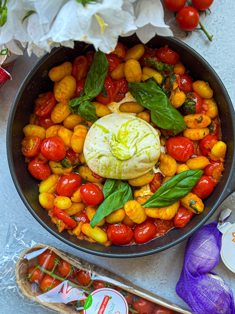 ნიოკი ჩერი პომიდვრით და თეთრი ღვინით