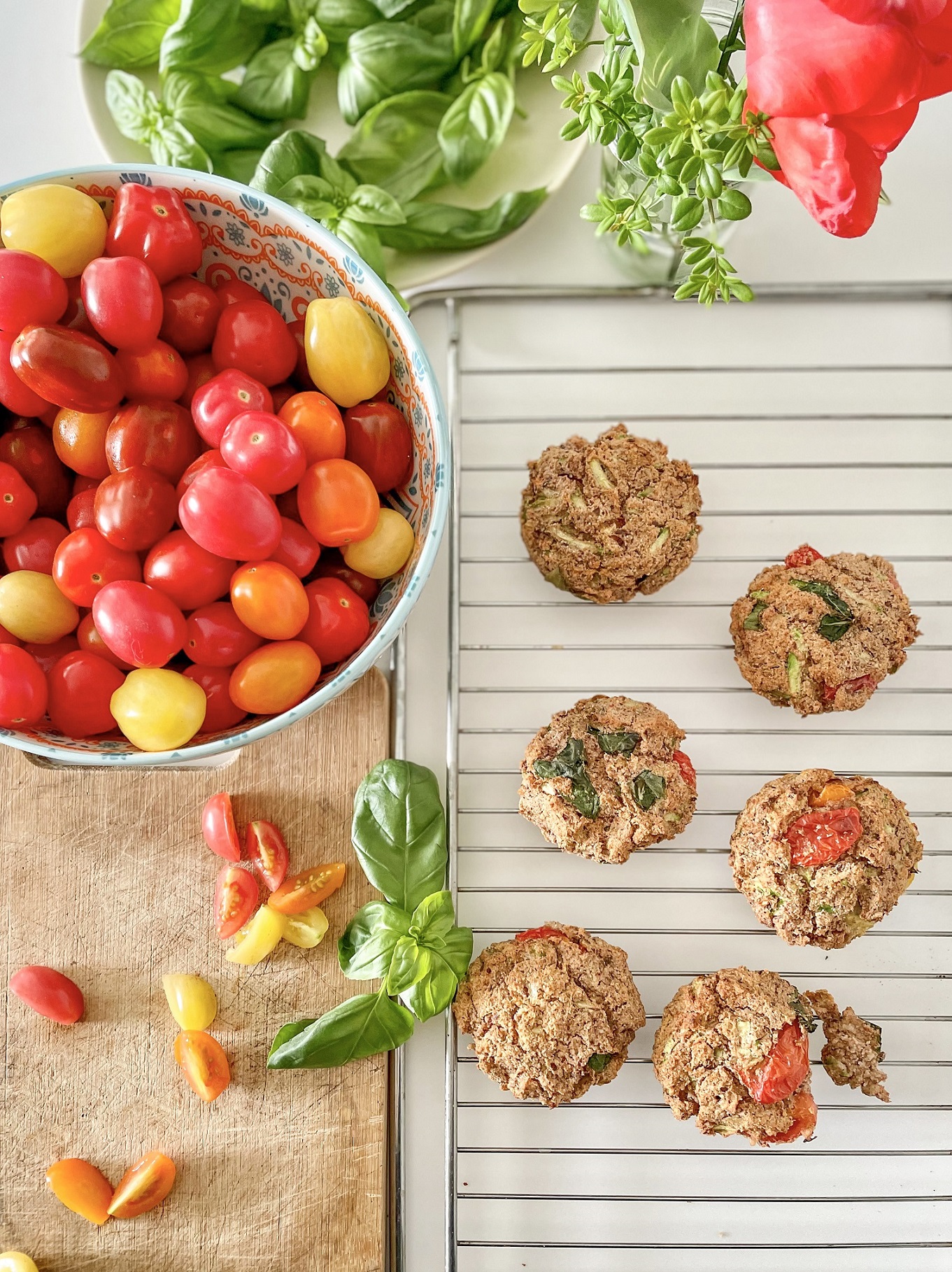 ჩერი პომიდვრის  მაფინები